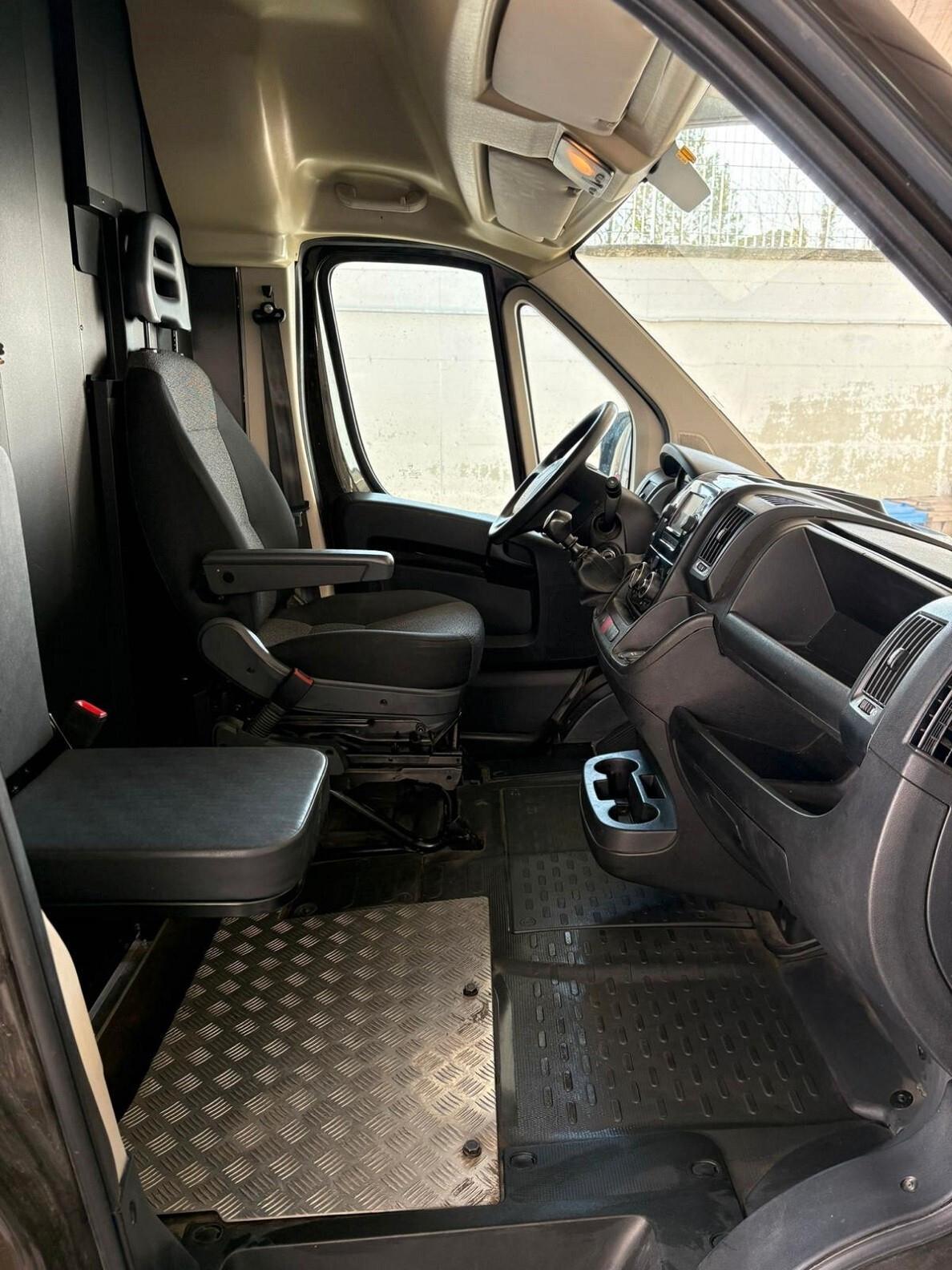 FIAT Ducato 2.3Mjt PM-TM FUR All. Profess. 11-2021
