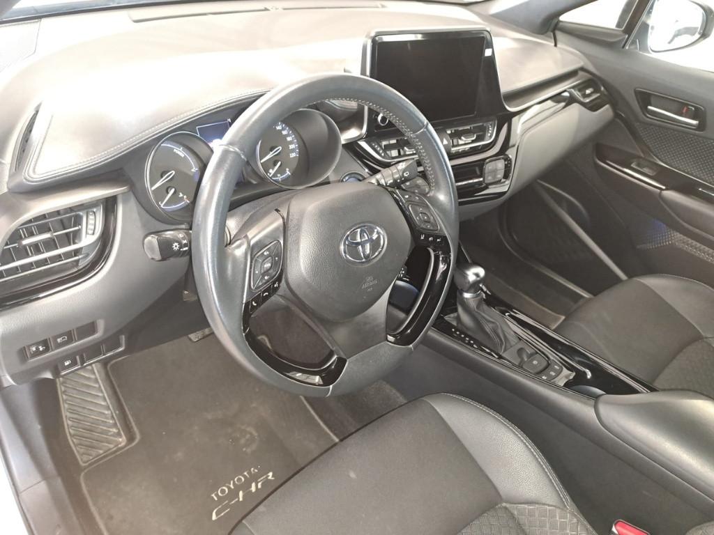 TOYOTA C-HR 1.8 Hybrid E-CVT Trend
