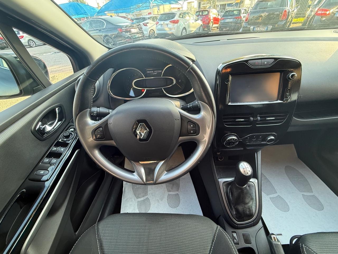 Renault Clio 1.2 75CV 5 porte - Neopatentati