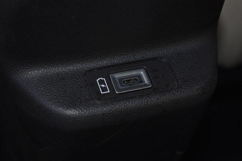 FIAT 600 1.2 Hybrid 100cv La Prima