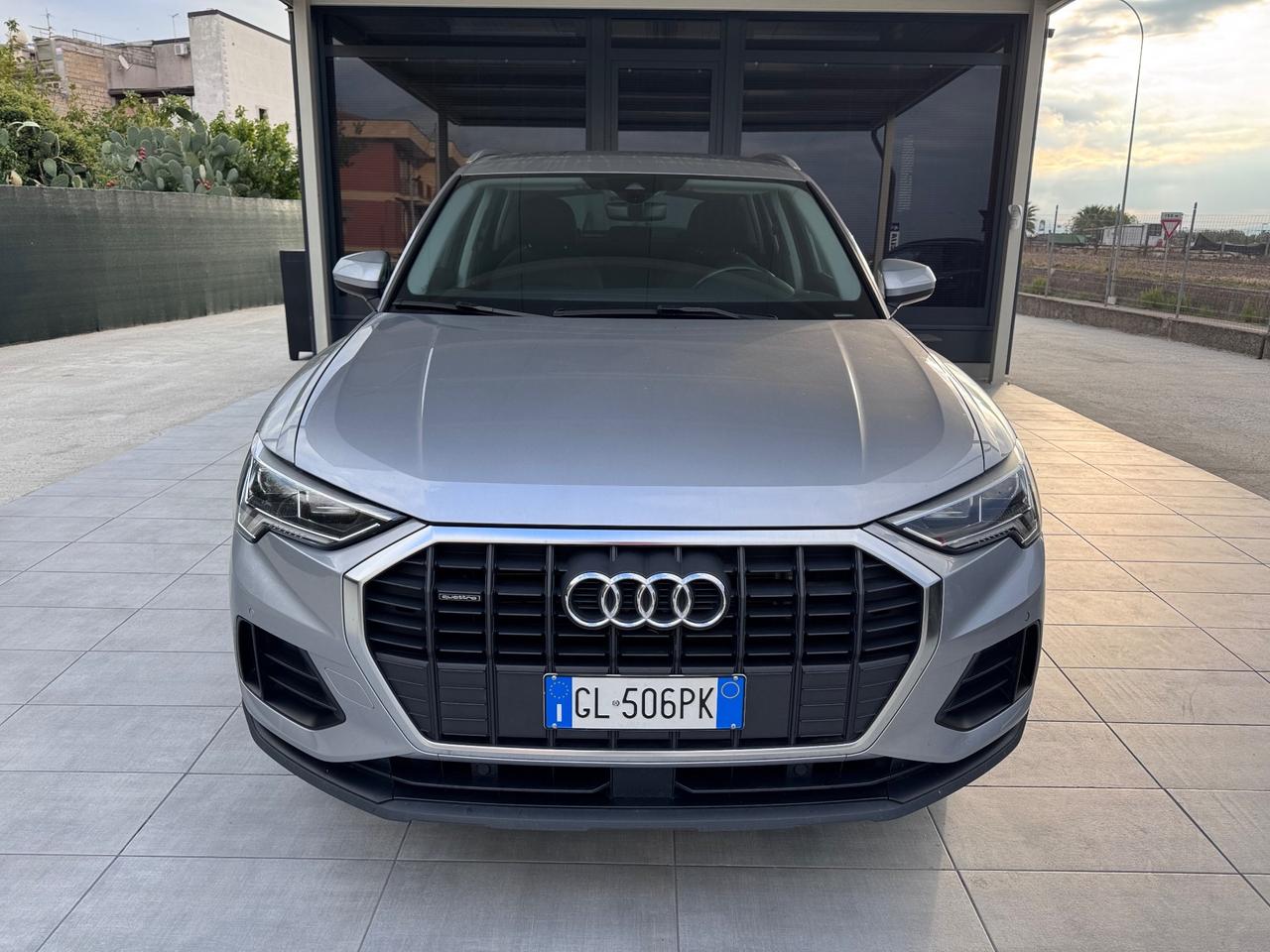 Audi Q3 35 TDI quattro S tronic Business Advanced