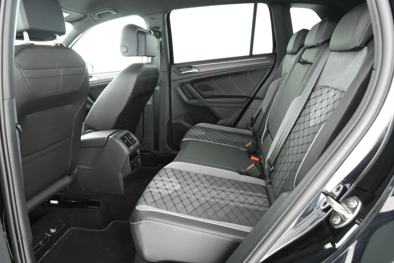 VOLKSWAGEN Tiguan 2.0 tdi R-Line 4motion 200cv dsg CAMERA+ACC+APP CONNECT+C20"