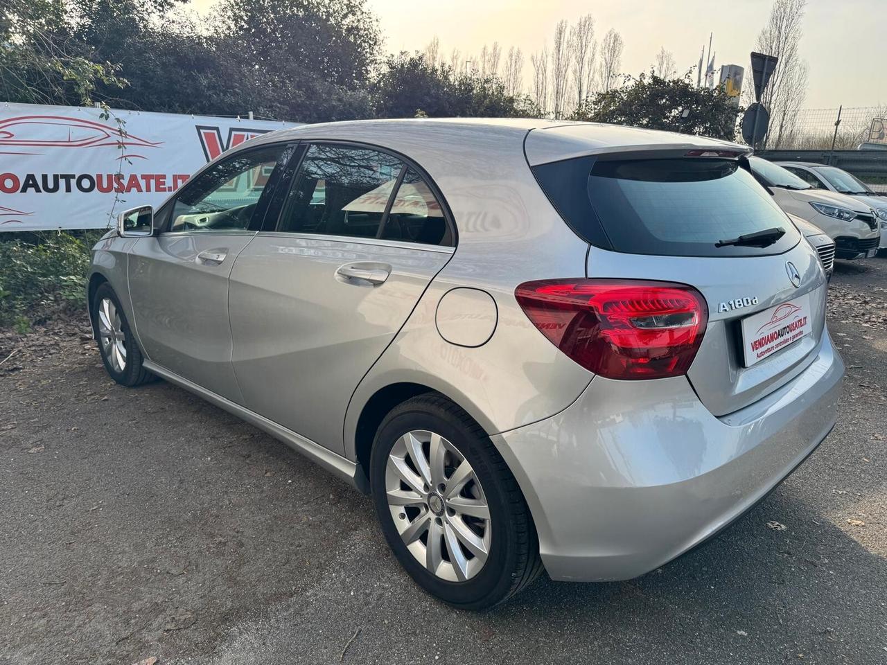 Mercedes-benz A 180 d Premium