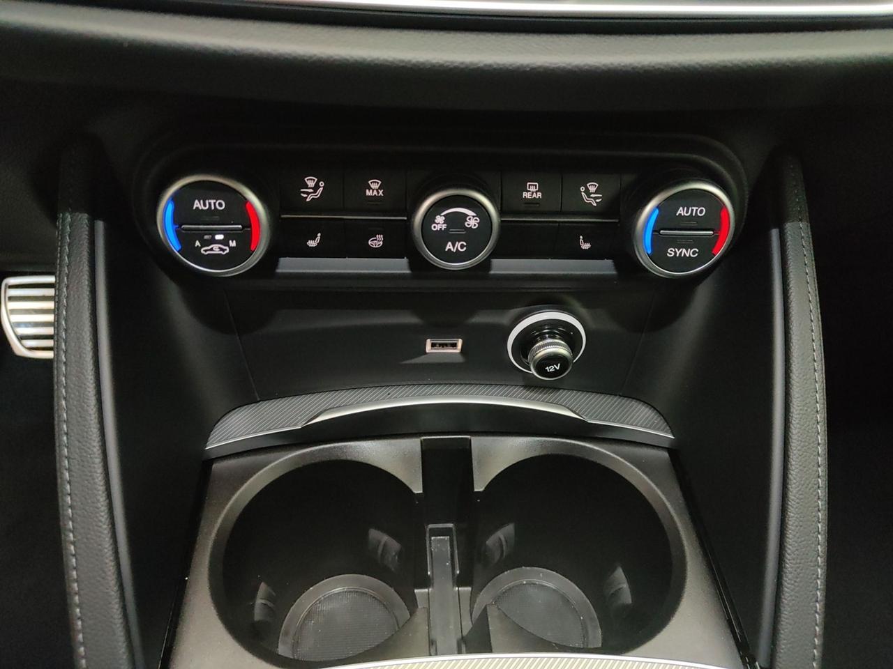 ALFA ROMEO Stelvio 2023 2.2 TD 210CV VELOCE AT8 Q4