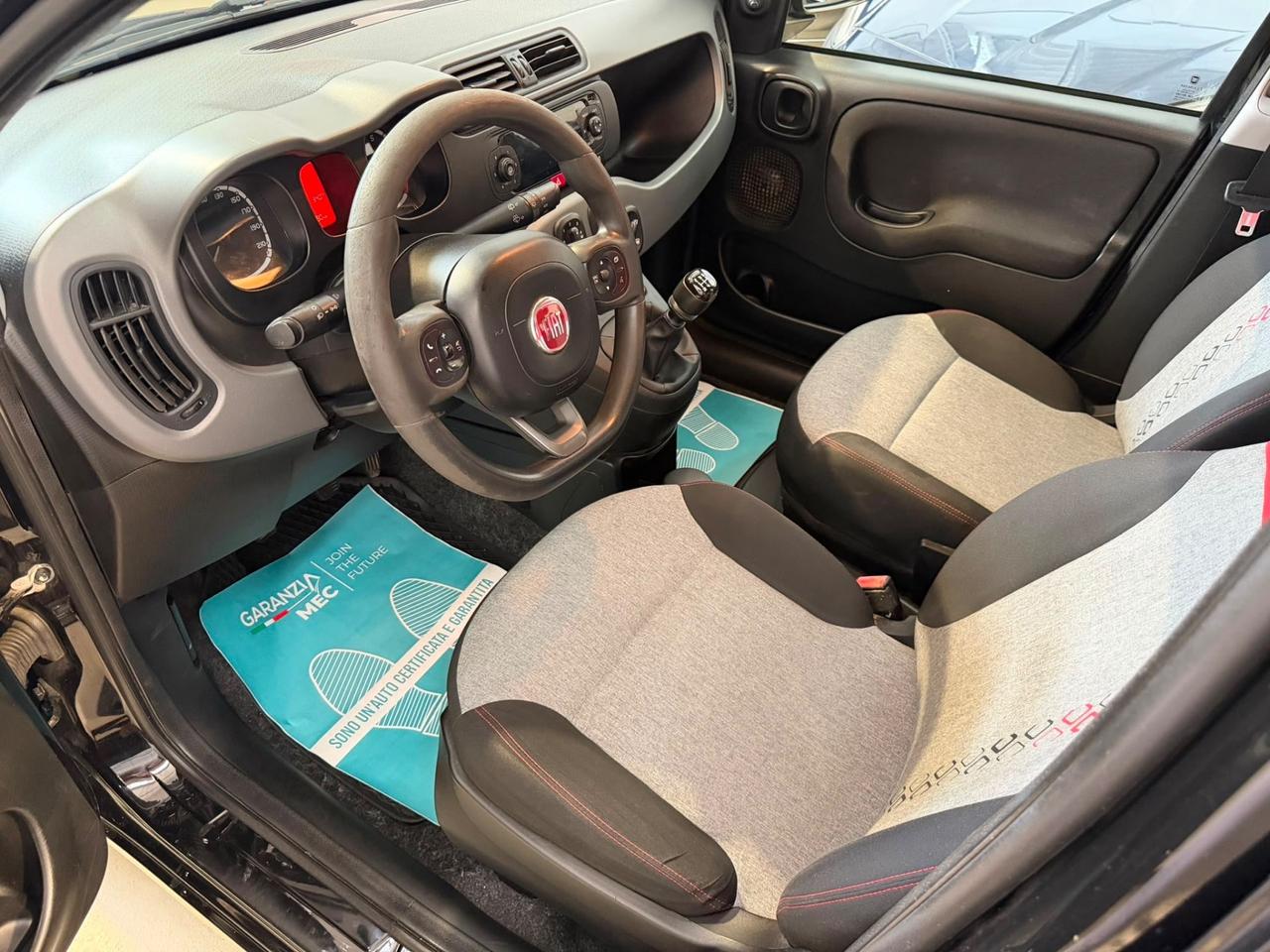 Fiat Panda 1.2 Connected by Wind