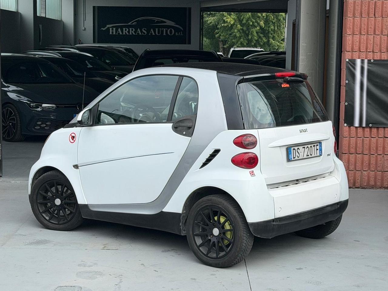 Smart ForTwo 1000 52 kW coupé limited two