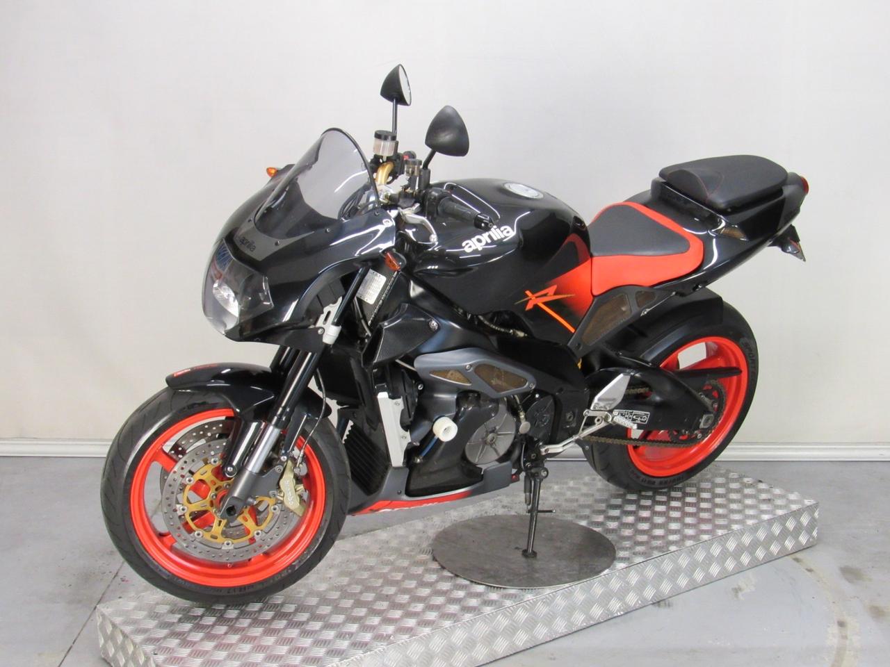 Aprilia Tuono 1000 VERSIONE R