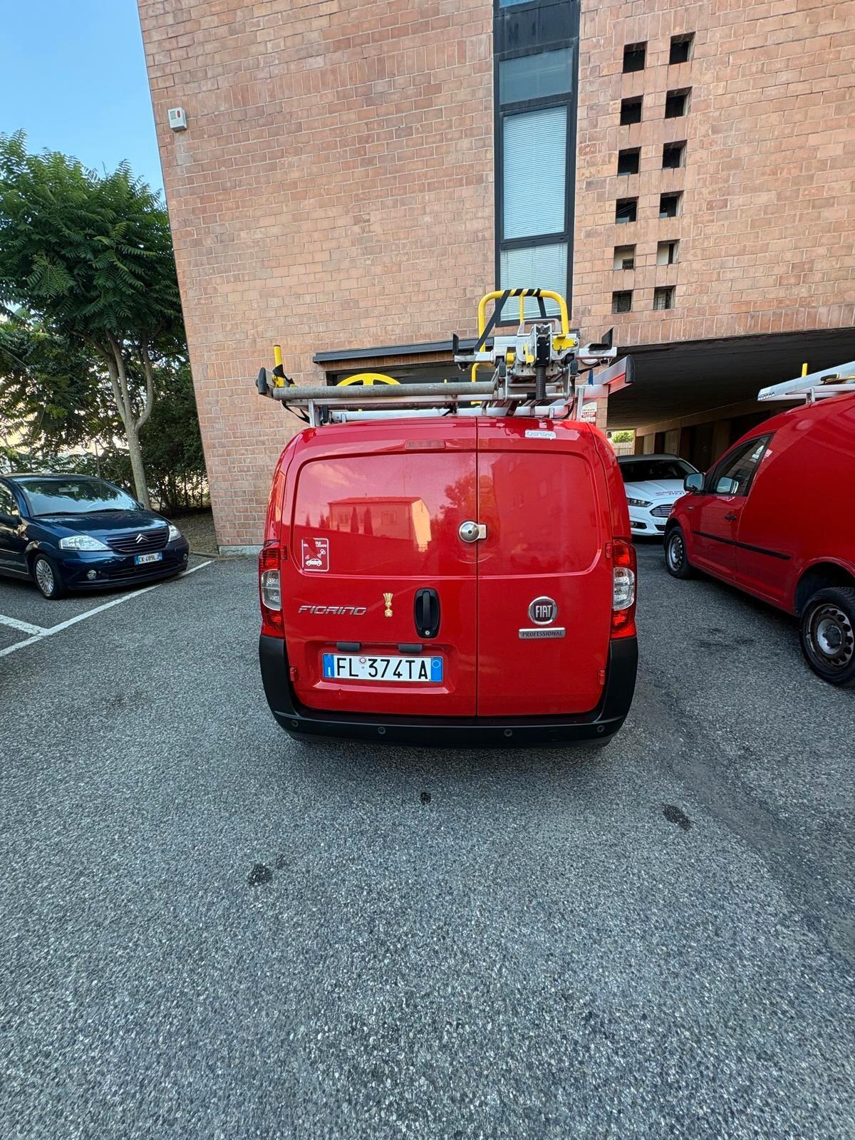 Fiat Fiorino 1.3 MJT 95CV Combinato Adventure