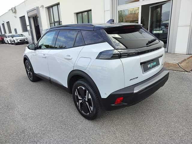 Peugeot 2008 BlueHDi 130 S&S EAT8 GT