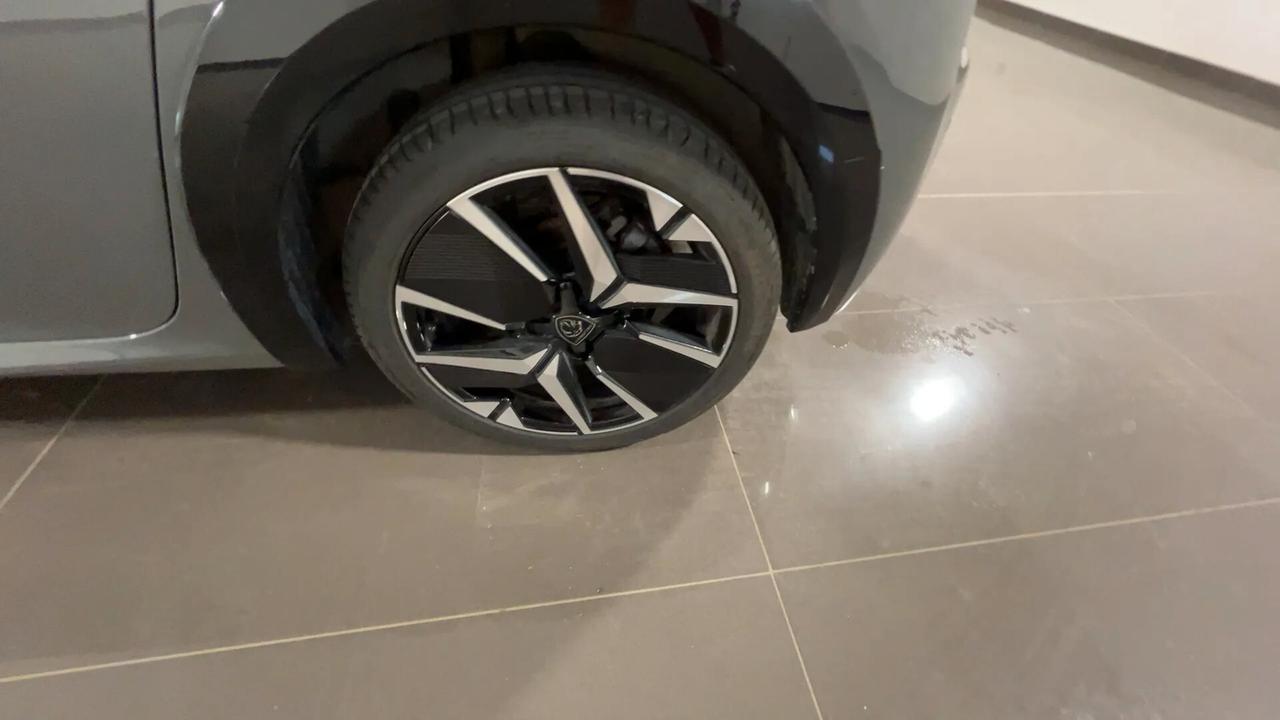 Peugeot 208 GT 1.2 100CV FULL OPTIONAL