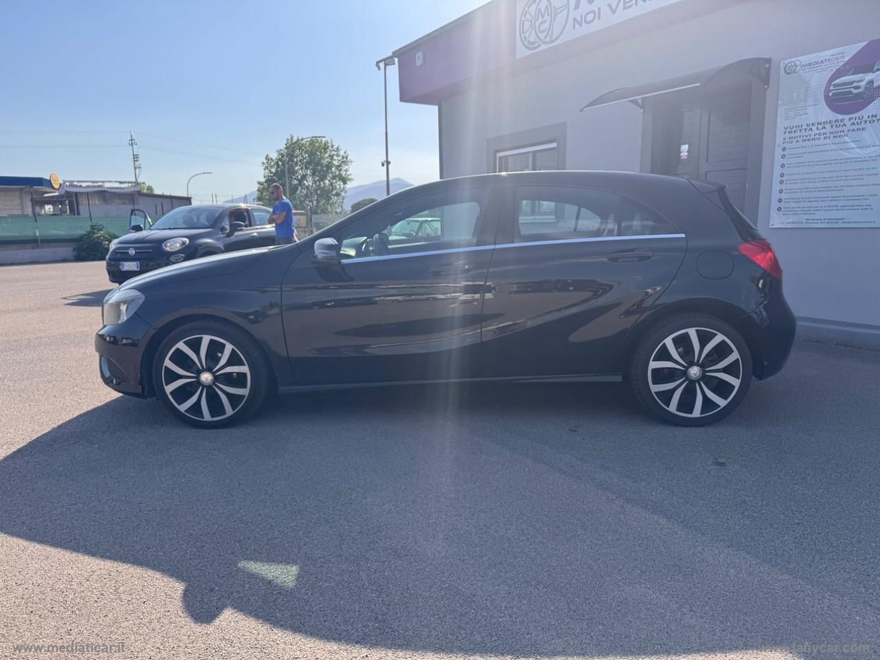 MERCEDES-BENZ A 180 CDI BlueEFFICIENCY Premium