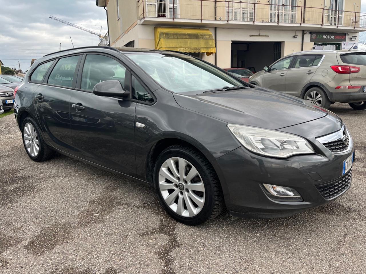 Opel Astra 1.7 CDTI 110CV Sports Tourer Cosmo