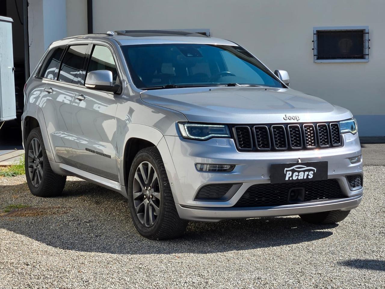 Jeep Grand Cherokee 3.0 V6 CRD 250 Multijet II S Model full