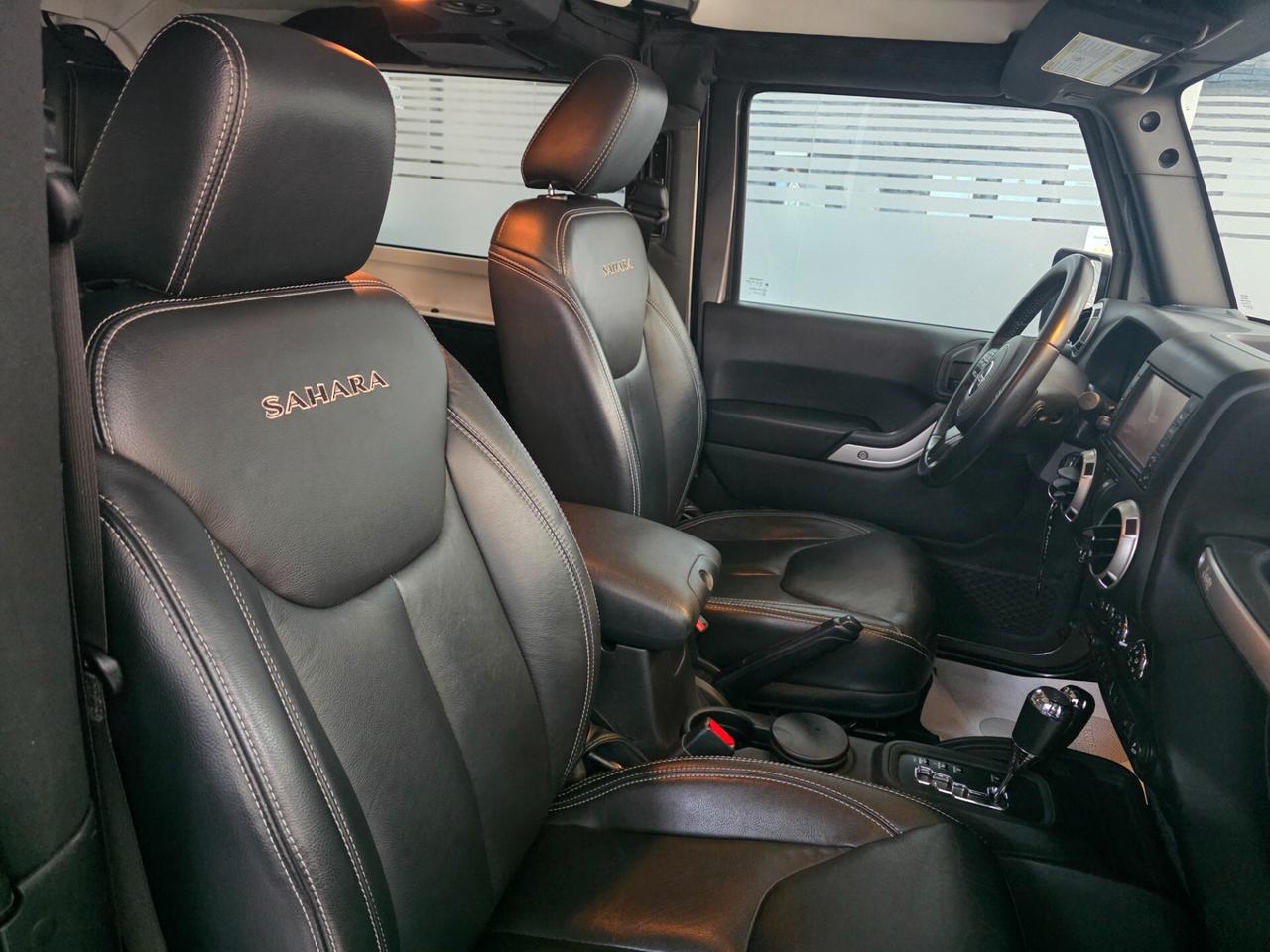 Jeep Wrangler Unlimited 2.8 CRD DPF Sahara Auto