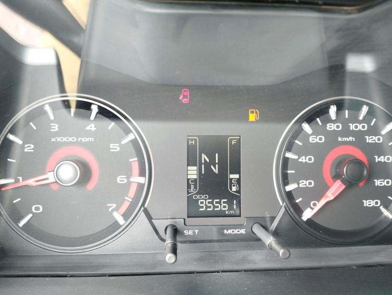 Mahindra KUV100 1.2 K8