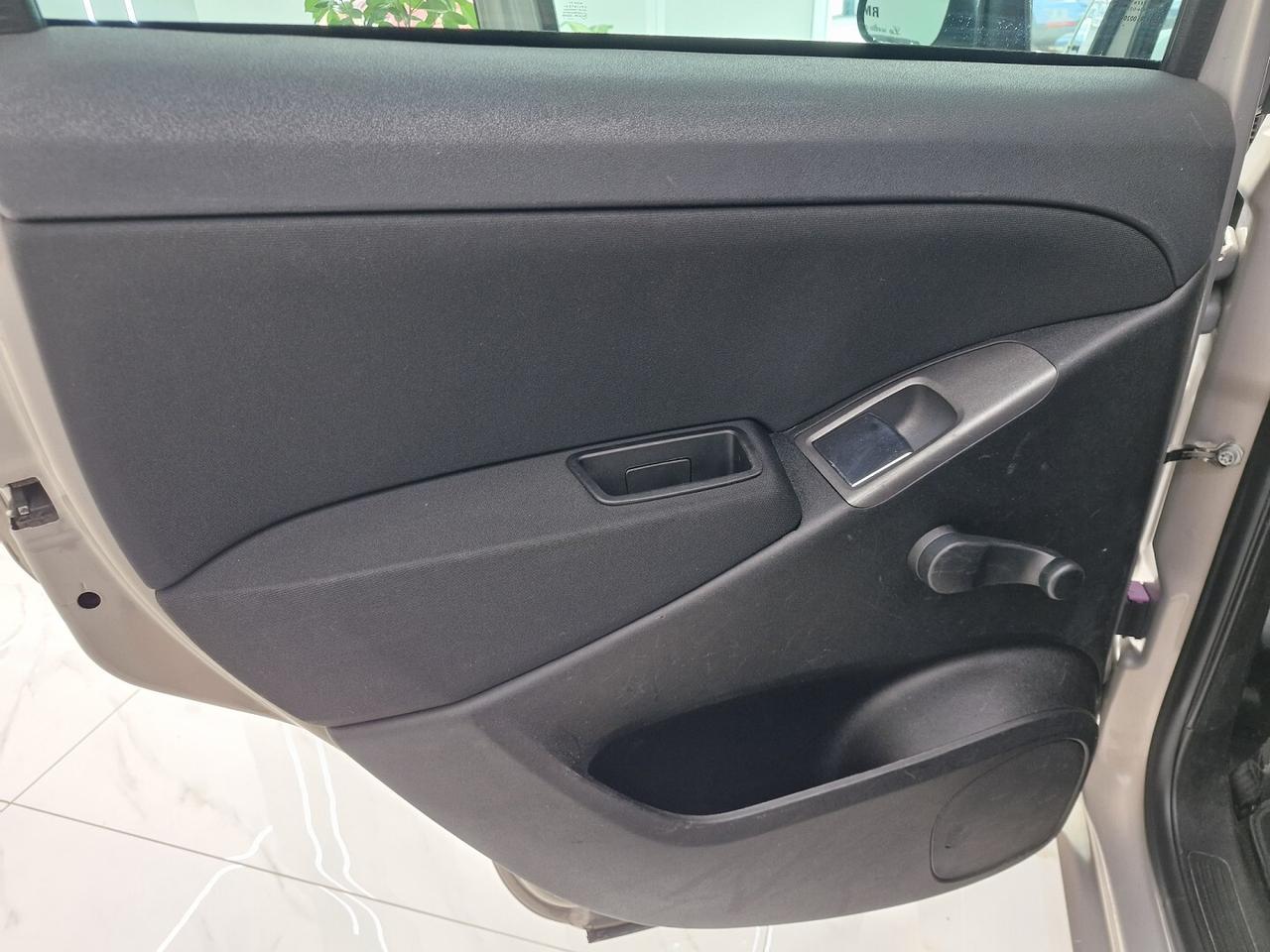 LANCIA MUSA 1.4 BENZINA 16V 95CV DIVA ANNO 2011