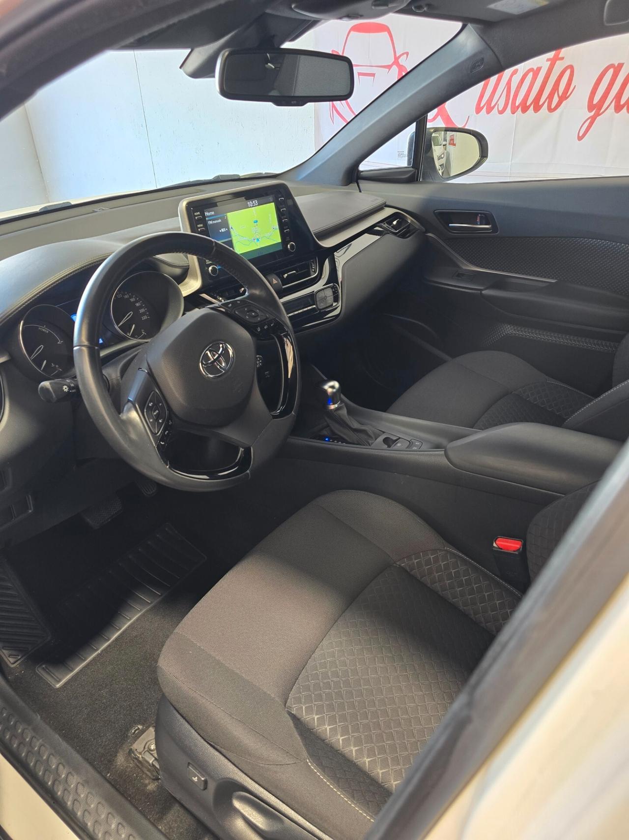 Toyota C-HR 1.8 Hybrid E-CVT Active