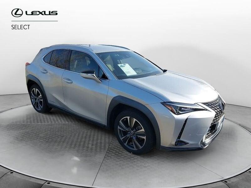 Lexus UX Hybrid Executive