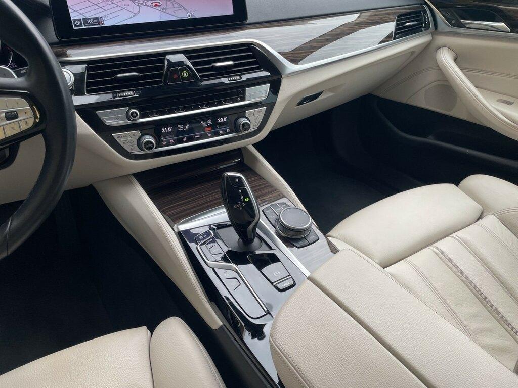 BMW Serie 5 Touring 520 d Mild Hybrid 48V Luxury Steptronic