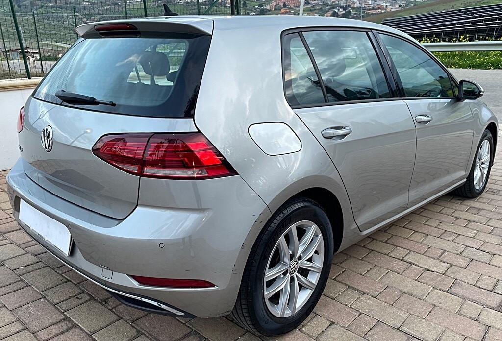 Volkswagen Golf 1.6 TDI HIGHLINE 2019