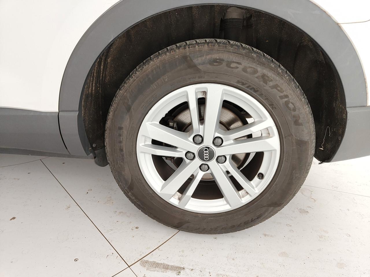 Audi Q3 35 TDI S tronic Business