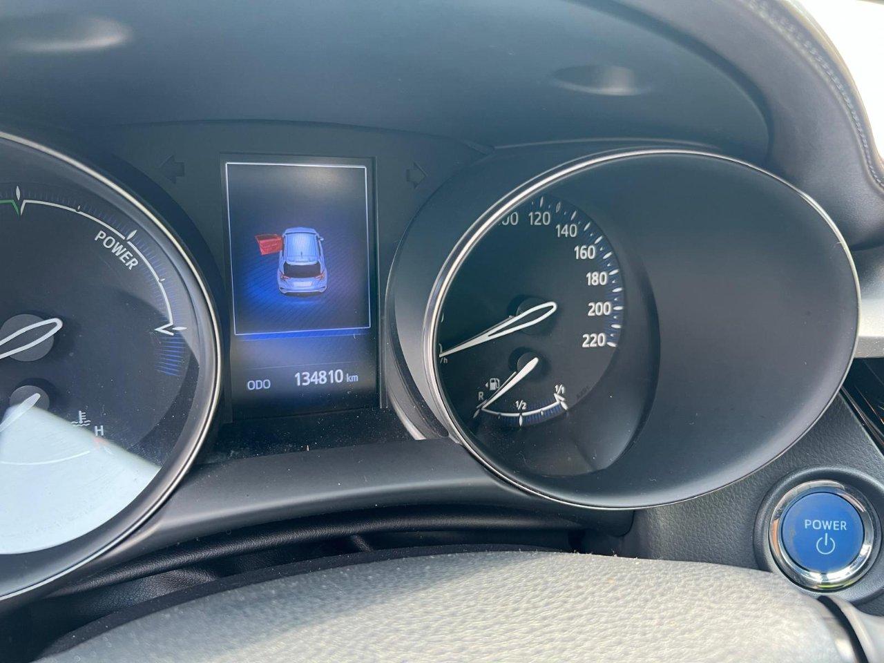 Toyota C-HR 5 Porte C-HR 1.8h Lounge 2wd e-cvt my18