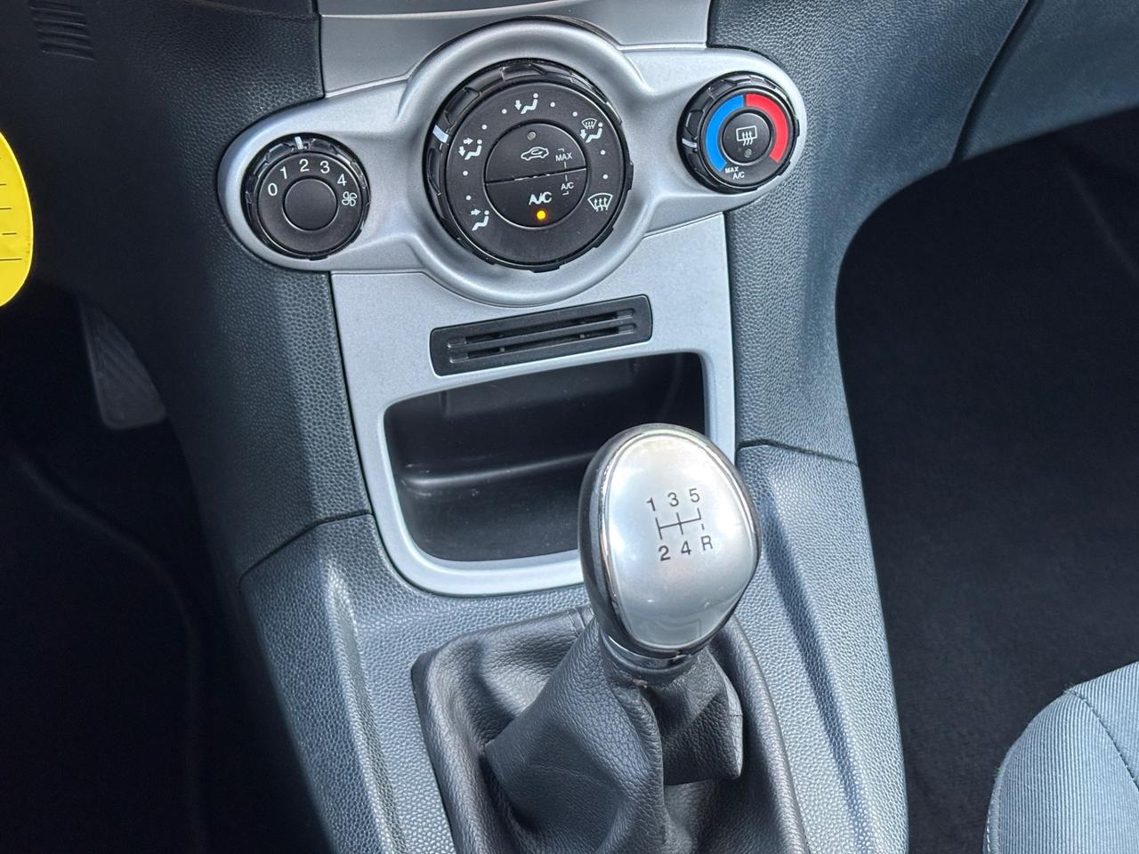 Ford Fiesta 1.4 Benzina/GPL Titanium