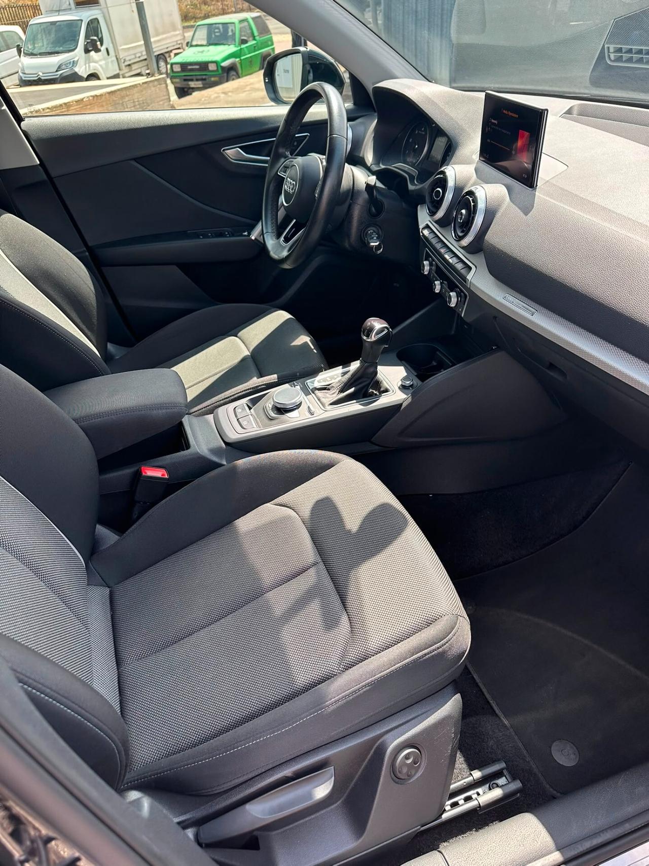 Audi Q2 35 TDI quattro S tronic S line Edition identity black