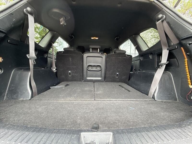 KIA Carens 1.7 CRDi 115CV Class 7 Posti