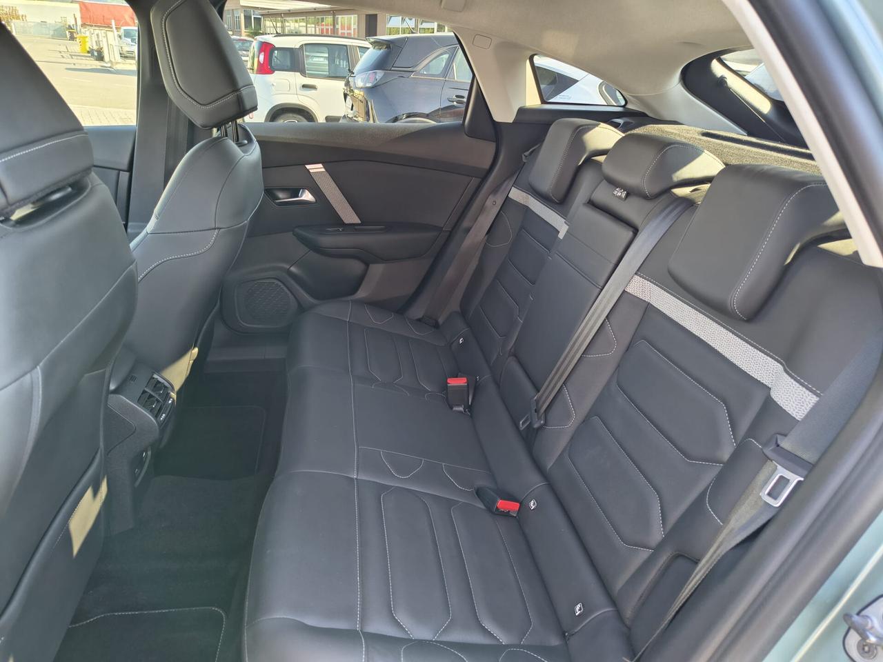 Citroen C4 1.5 BlueHDi 130cv *CAMBIO AUTOMATICO* EAT8 Shine