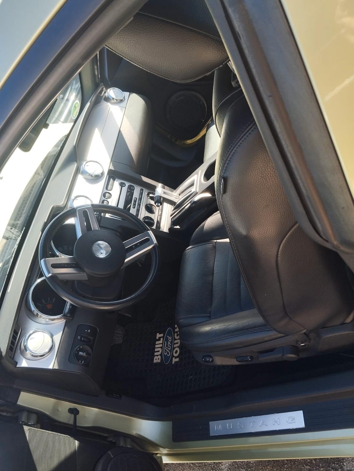 Ford Mustang '15-'24 - 2011