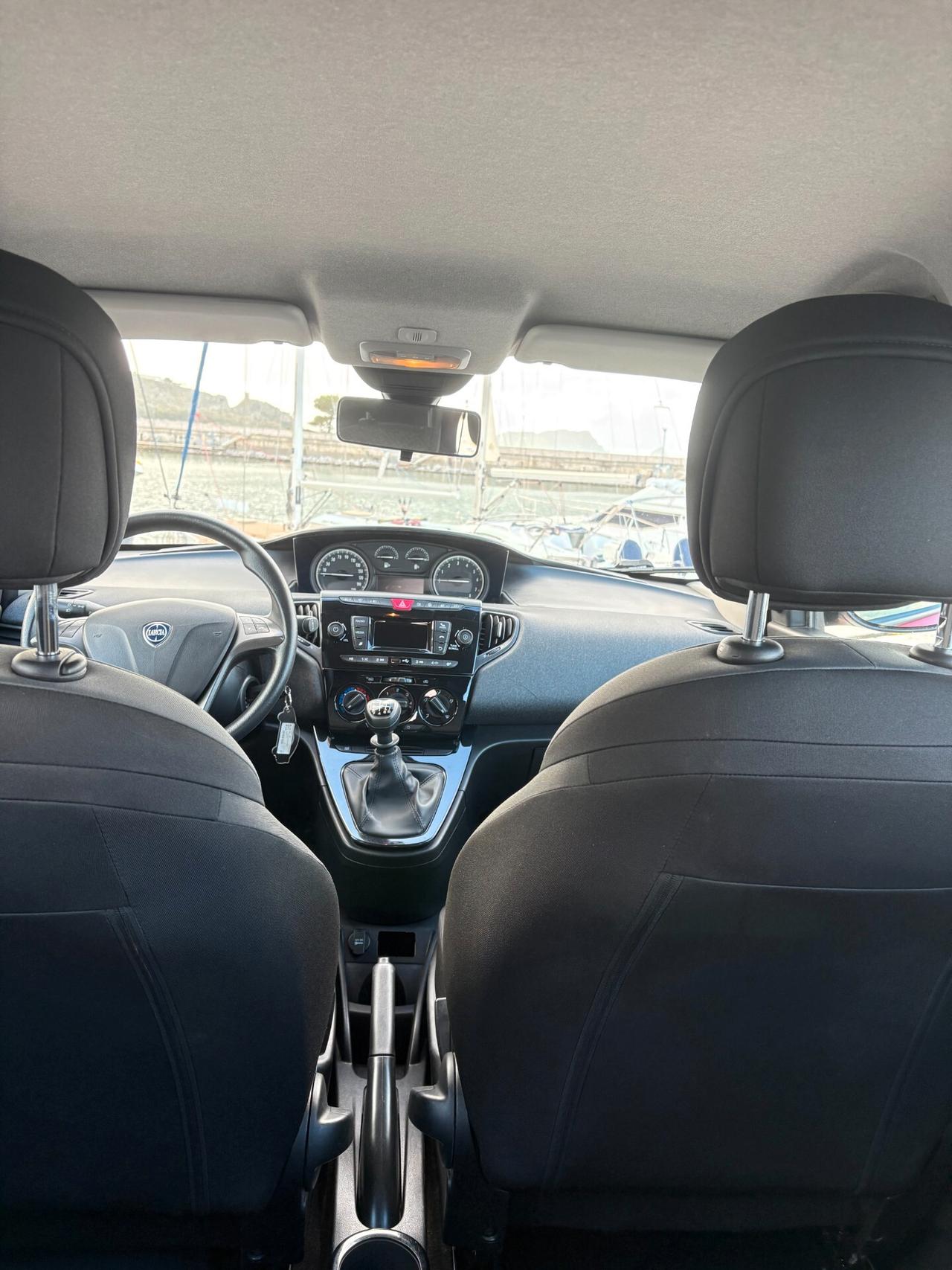 Lancia Ypsilon 1.0 FireFly 5 porte S&S Hybrid
