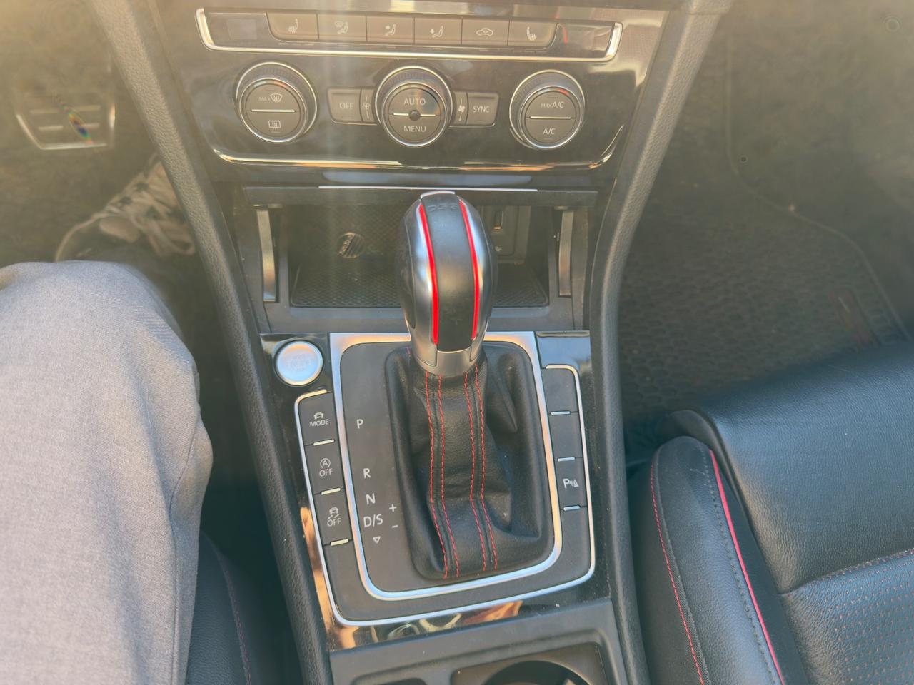 Volkswagen Golf GTI 2.0 TSI TCR DSG 5p. BlueMotion Technology