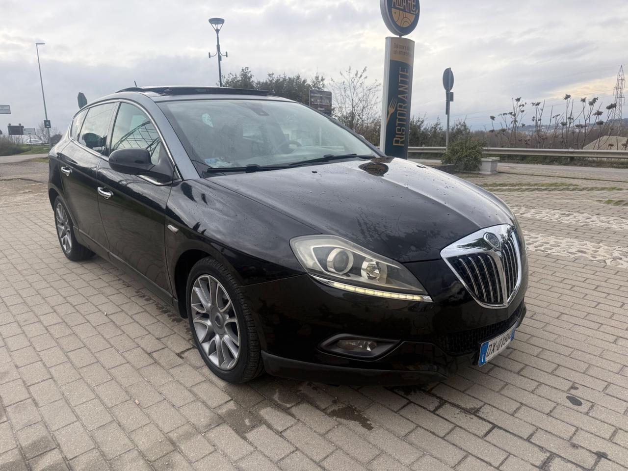 Lancia Delta 1.6 MJT DPF Platino