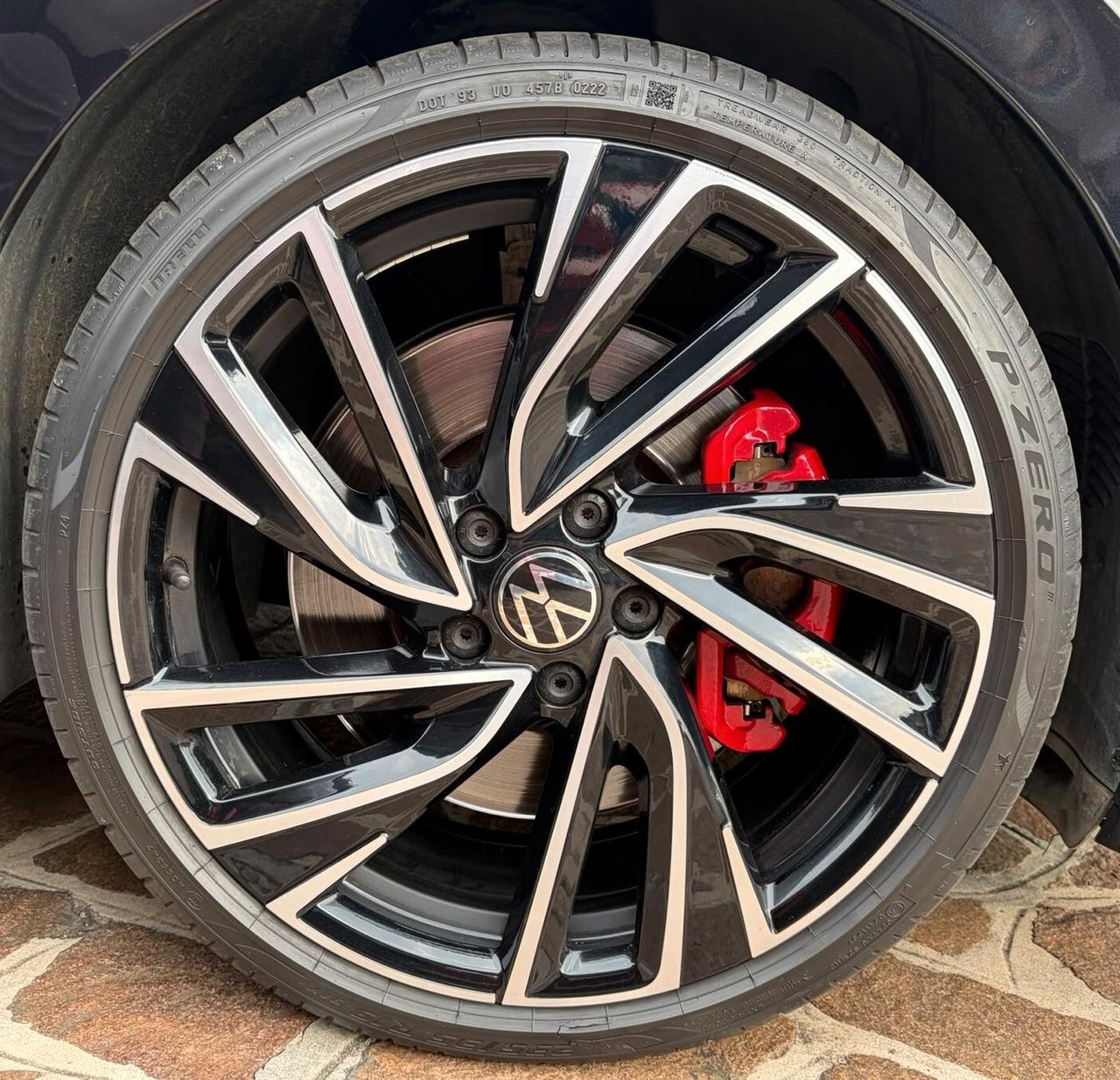 Volkswagen Golf GTI 2.0 TSI DSG