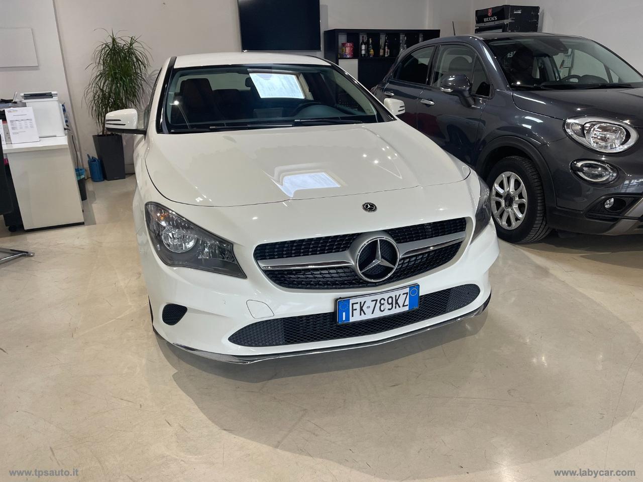 MERCEDES-BENZ CLA 200 Sport