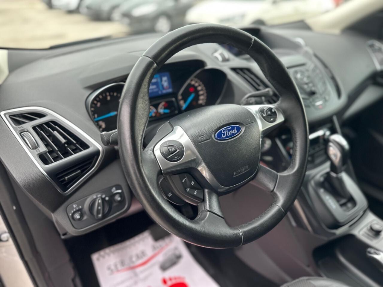 Ford Kuga 2.0 TDCI 163 CV 4WD Powershift Titanium