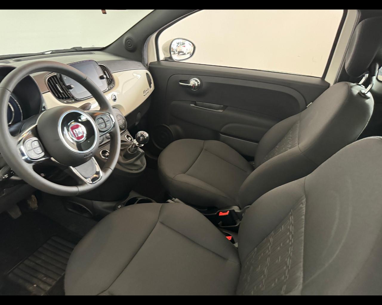 FIAT 500 (2015-->) - 500 1.0 Hybrid Dolcevita