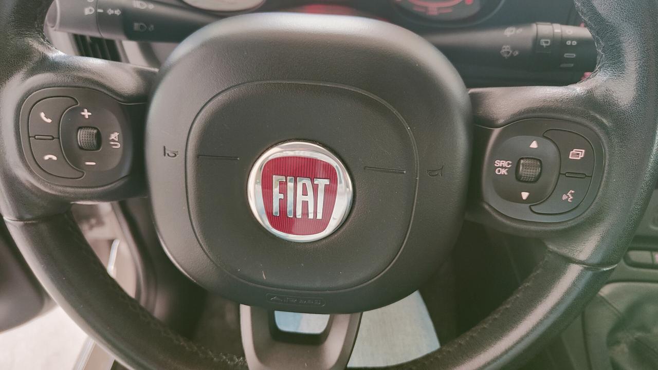 Fiat Panda 1.2 Lounge OK NEO PATENTATI 77.800 KM