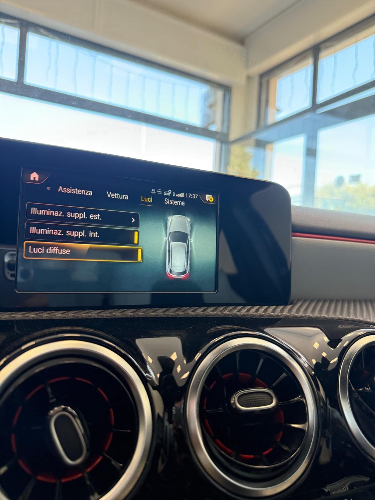 Mercedes-benz A 180 NAVI,TELECAMERA,APPLE CARPLAY,INTERNI PARZIALI IN PELLE,SCHERMO INTERAMENTE DIGITALE