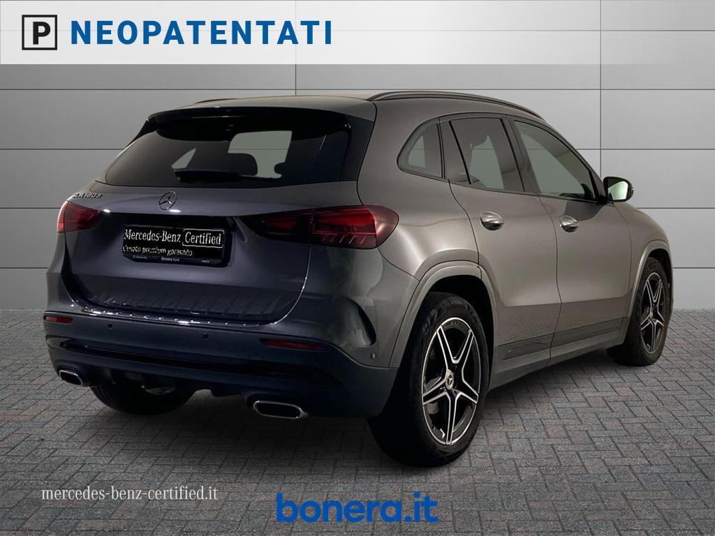 Mercedes GLA 180 180 D AMG Line Premium Plus 8G-DCT