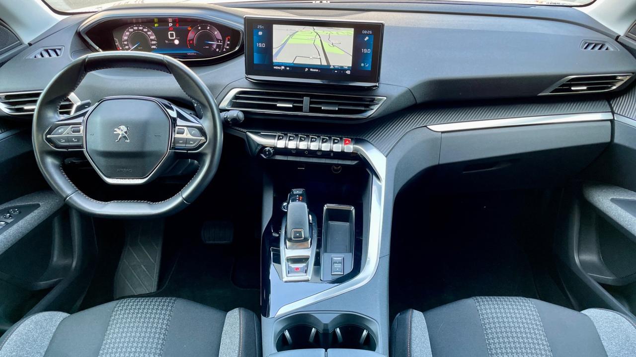 Peugeot 3008 BlueHDi 130 S&S EAT8 Active V. Cockpit Led