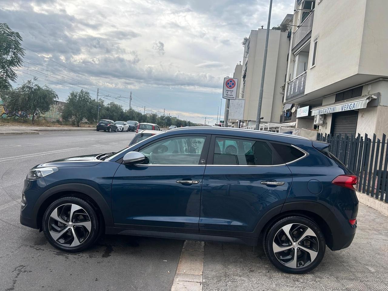 Hyundai Tucson 1.7 CRDi DCT Sound Edition