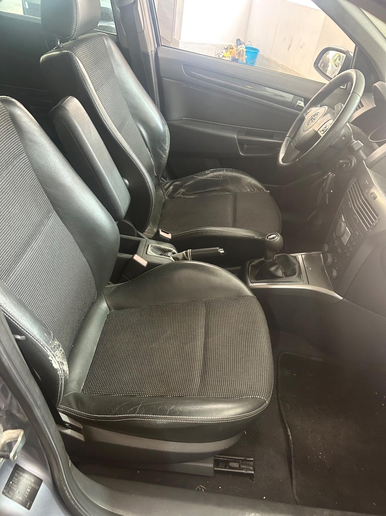 Opel Astra 1.9 CDTI 120CV Station Wagon Cosmo