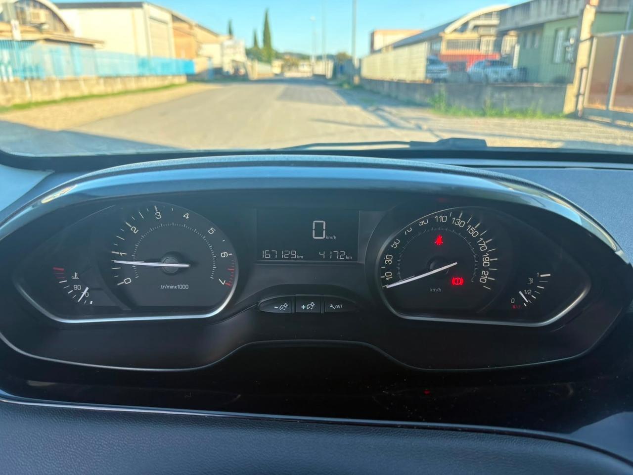 Peugeot 208 PureTech 82 5 porte Active 2017 167.000 KM