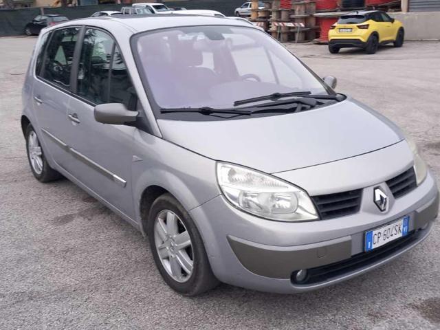 RENAULT Scenic 89,524km 1.5dCi/100CV senza nessun lavoro da fare