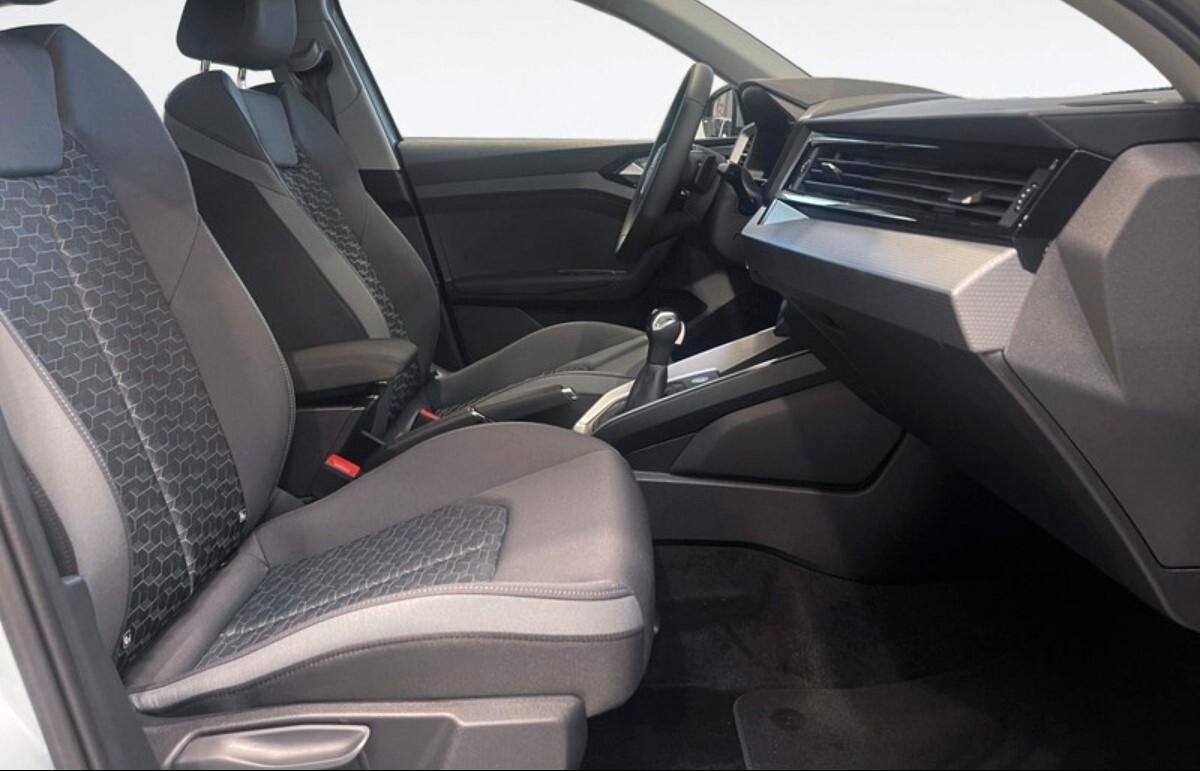 Audi A1 SPB 30 TFSI S tronic line edition