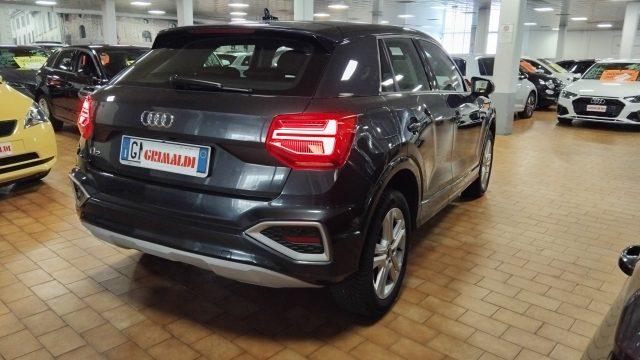 AUDI Q2 30 TFSI Business Advanced