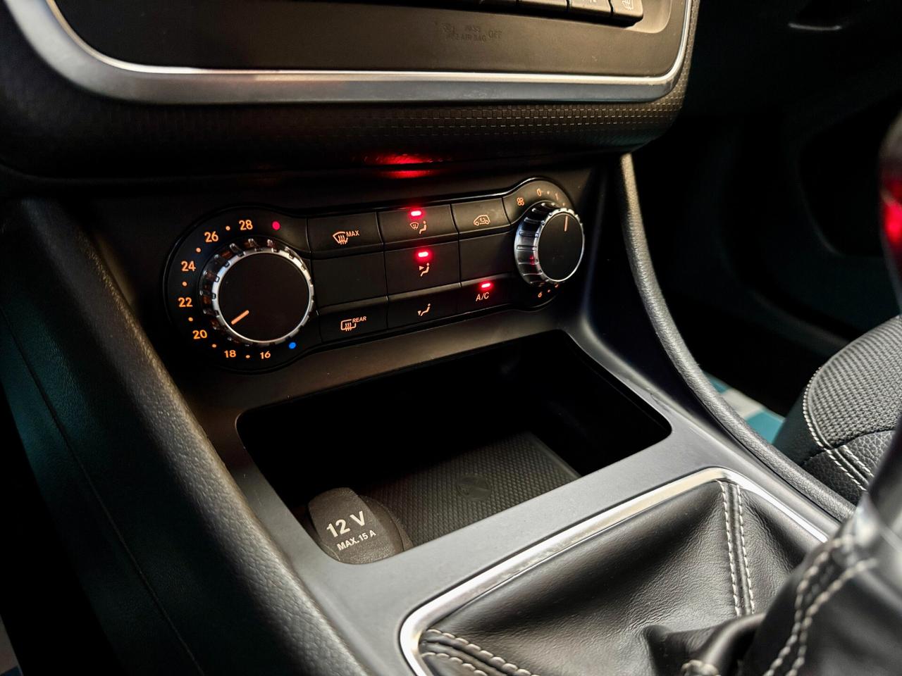 Mercedes-benz A 180 Sport 122Cv CarPlay / TouchScreen / Sedili Riscaldabili