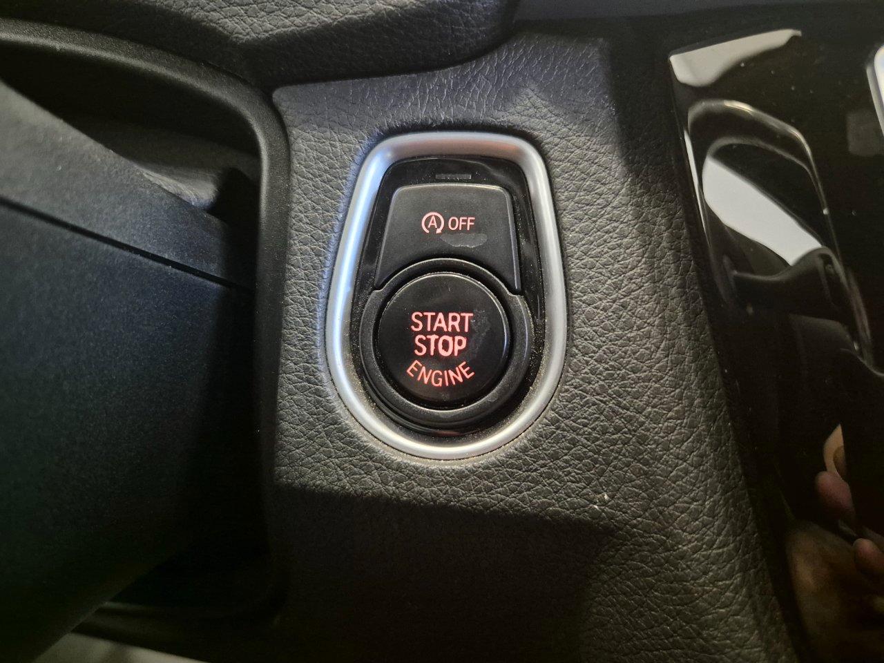 BMW 320 i Touring Msport auto - UNIRPOPRIETARIO - Cruise/Lim - Sens. park.
